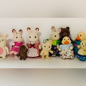 SYLVANIAN FAMILY FAMILIES / CALICO CRITTERS / LIL WOODZEEZ lot of assorted